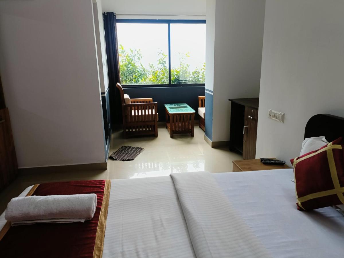 Grace Munnar Residency Bed & Breakfast Bagian luar foto